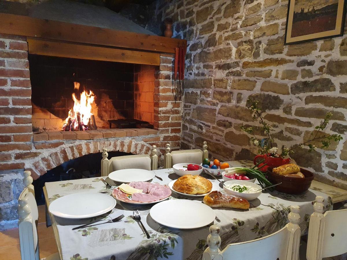 Casa Leonarda, Old Authentic Istrian Stone House Near Motovun, Central Istria Zamask Bagian luar foto