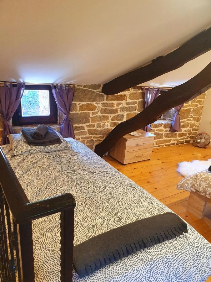 Casa Leonarda, Old Authentic Istrian Stone House Near Motovun, Central Istria Zamask Bagian luar foto